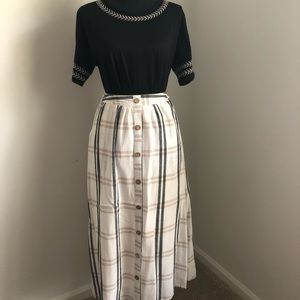Boutique Skirt AND Shirt, entire outfit. Size S